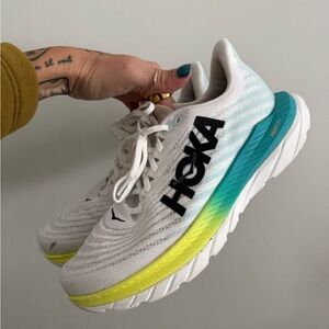 Size 9 Hoka Women's White and Yellow Gradient Sneakers